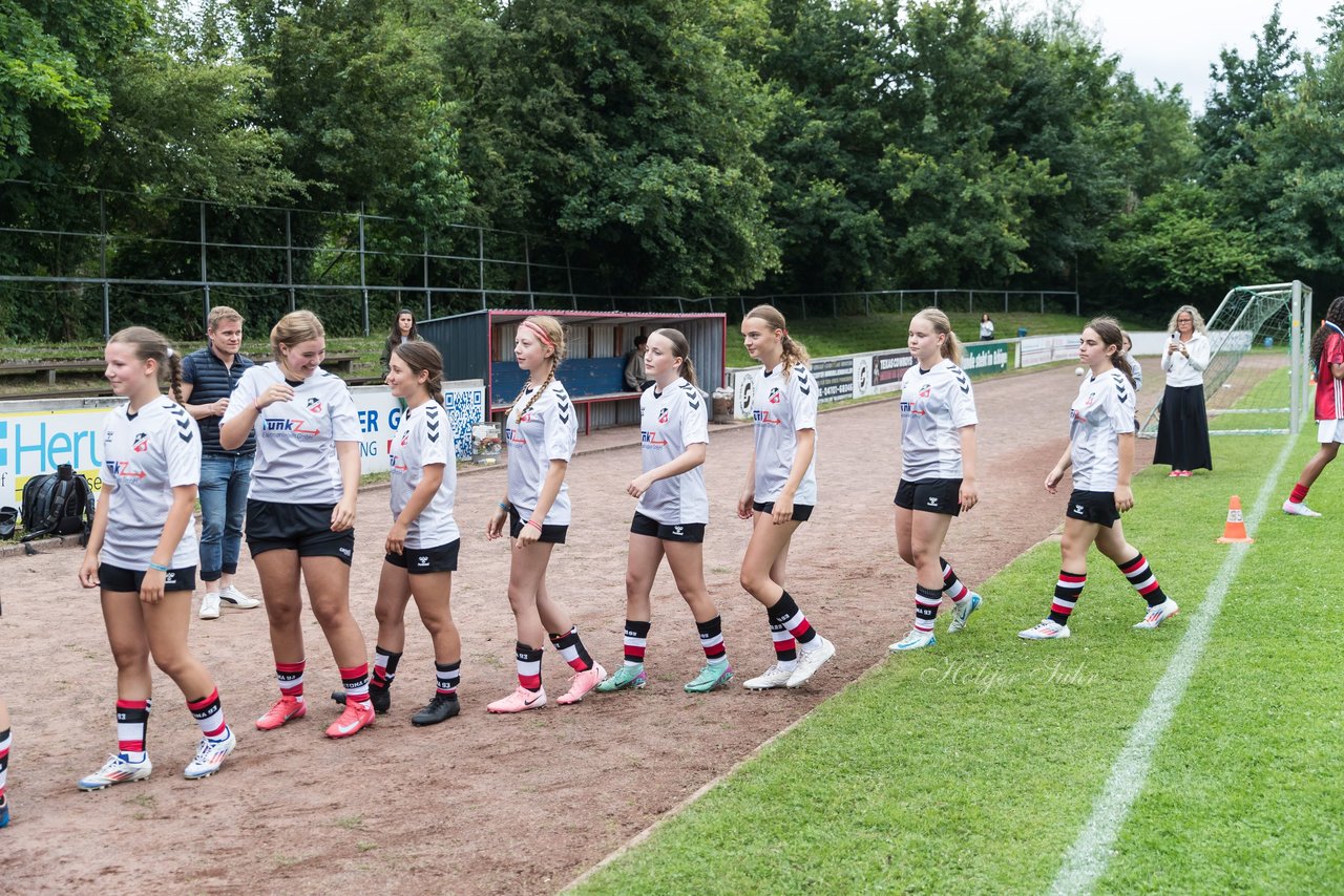 Bild 150 - Loewinnen Cup